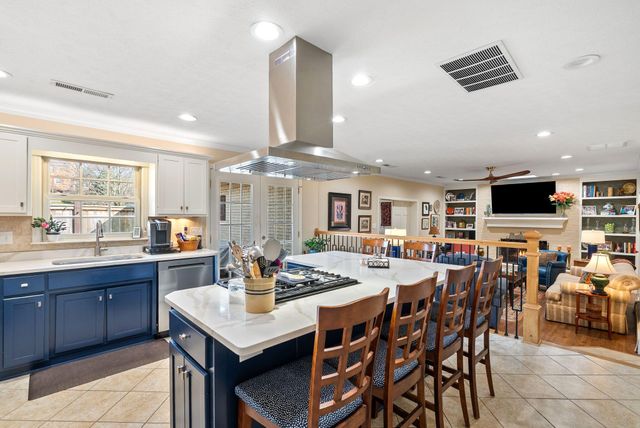 697 Cindy Blair Way, Lexington, KY 40503