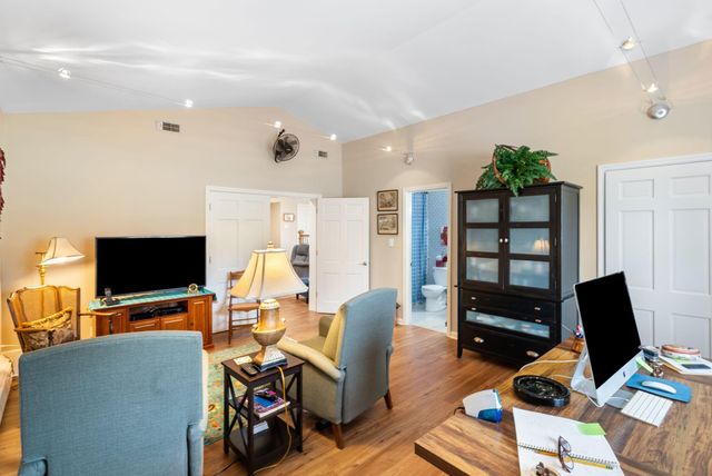 697 Cindy Blair Way, Lexington, KY 40503