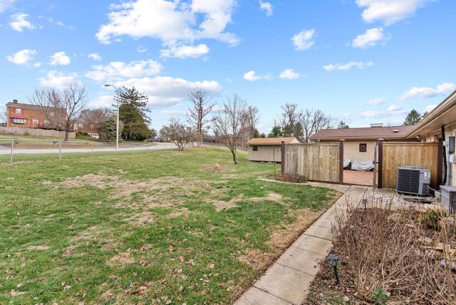 697 Cindy Blair Way, Lexington, KY 40503