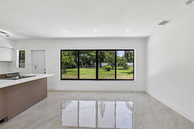 521 NW 189th Terrace, Miami Gardens, FL 33169
