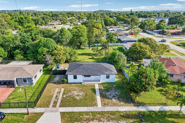 521 NW 189th Terrace, Miami Gardens, FL 33169