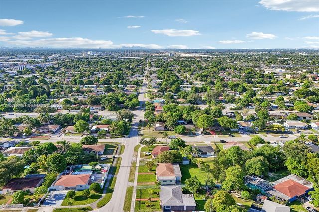 521 NW 189th Terrace, Miami Gardens, FL 33169