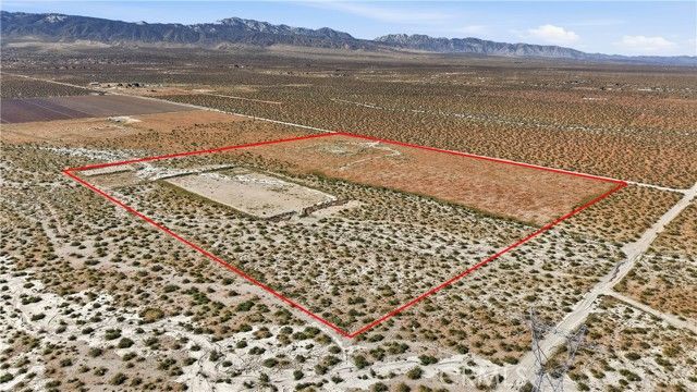 14765 Oasis, Phelan, CA 92371