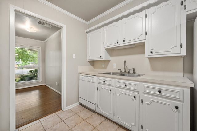 2305 Madison Circle, Corsicana, TX 75110