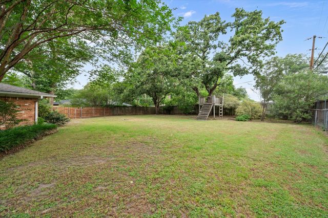 2305 Madison Circle, Corsicana, TX 75110