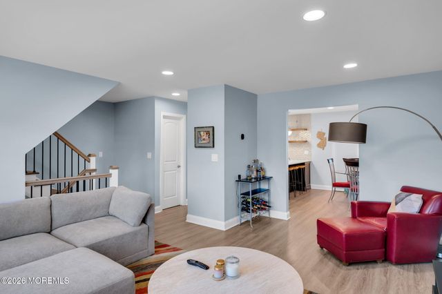 20 Pinckney Road B6, Red Bank, NJ 07701