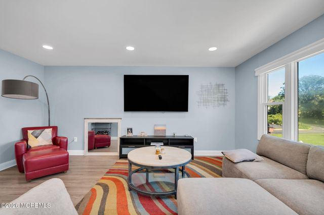 20 Pinckney Road B6, Red Bank, NJ 07701