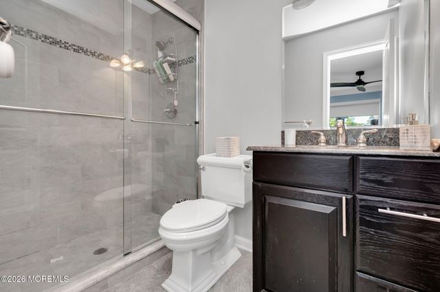 20 Pinckney Road B6, Red Bank, NJ 07701