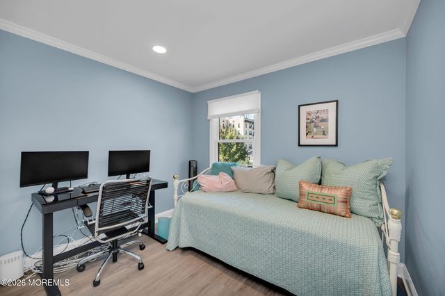 20 Pinckney Road B6, Red Bank, NJ 07701