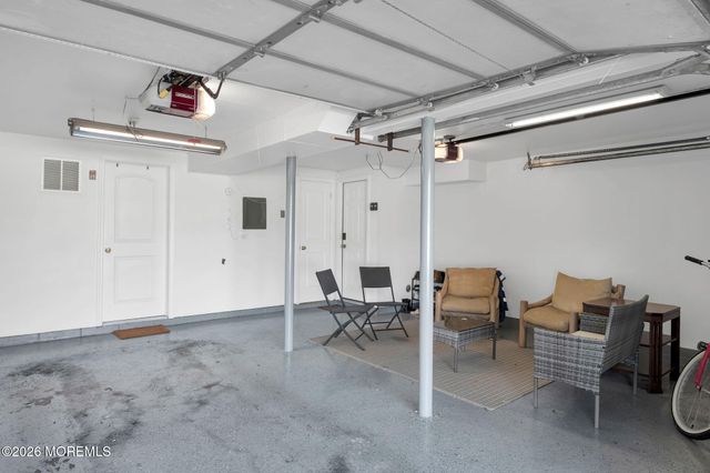 20 Pinckney Road B6, Red Bank, NJ 07701