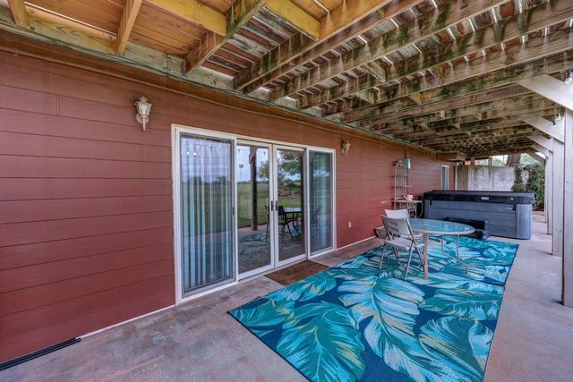 18071 65th Rd, Winfield, KS 67156