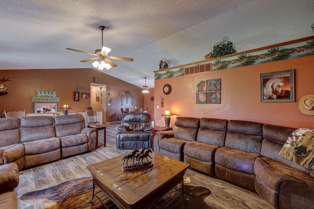 18071 65th Rd, Winfield, KS 67156