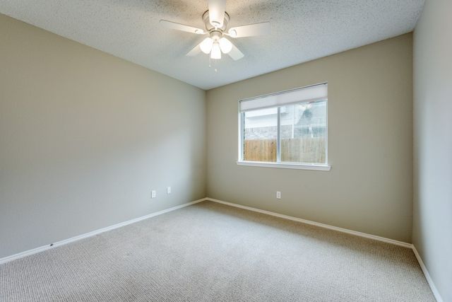 912 Cole Avenue, Denton, TX 76208