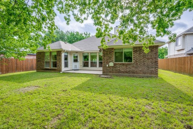 912 Cole Avenue, Denton, TX 76208
