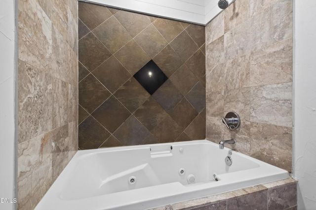 2204 Stafford Avenue 202, Raleigh, NC 27607