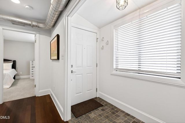 2204 Stafford Avenue 202, Raleigh, NC 27607