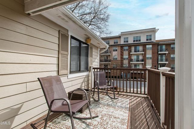 2204 Stafford Avenue 202, Raleigh, NC 27607