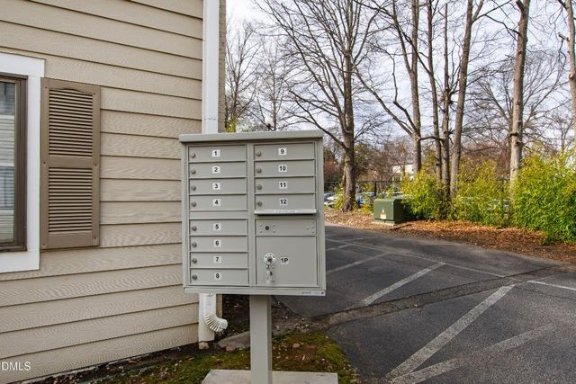 2204 Stafford Avenue 202, Raleigh, NC 27607