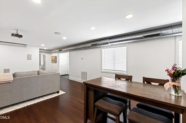 2204 Stafford Avenue 202, Raleigh, NC 27607