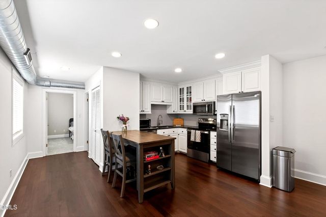 2204 Stafford Avenue 202, Raleigh, NC 27607