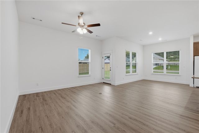 5127 Vista Avenue, Springdale, AR 72762