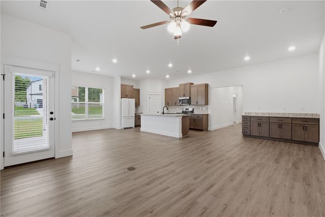5127 Vista Avenue, Springdale, AR 72762