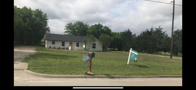 303 E Monte Carlo Boulevard, Princeton, TX 75407