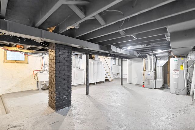 410 Kendal St, Coraopolis, PA 15108