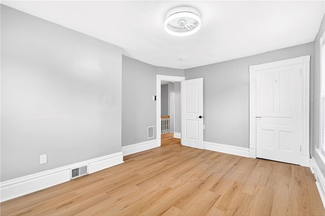 410 Kendal St, Coraopolis, PA 15108