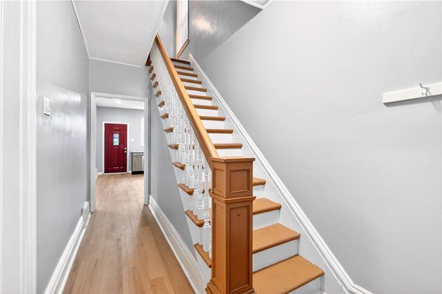 410 Kendal St, Coraopolis, PA 15108