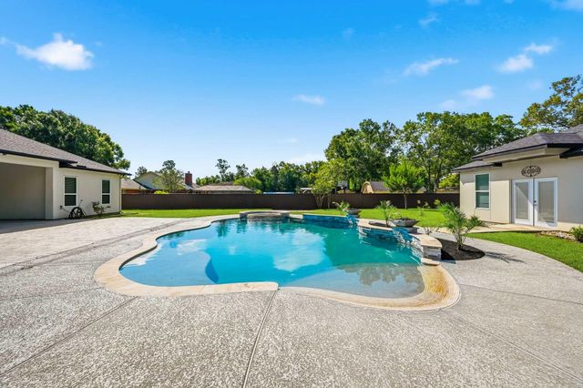 19338 Riverwalk Drive, Porter, TX 77365