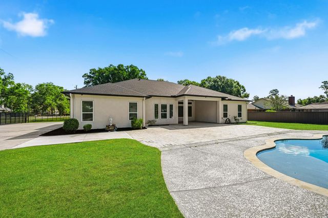 19338 Riverwalk Drive, Porter, TX 77365