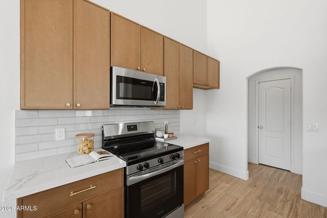 5261 W SHANNON Court, Chandler, AZ 85226