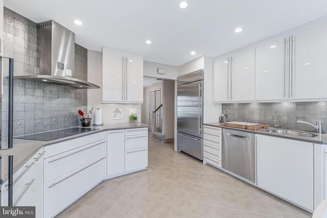 9908 CARTER RD, Bethesda, MD 20817