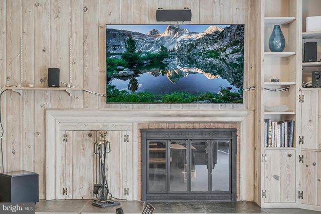 9908 CARTER RD, Bethesda, MD 20817