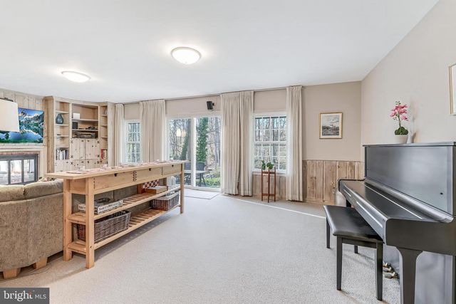 9908 CARTER RD, Bethesda, MD 20817