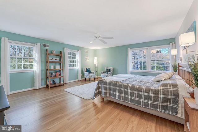 9908 CARTER RD, Bethesda, MD 20817