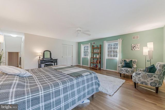 9908 CARTER RD, Bethesda, MD 20817