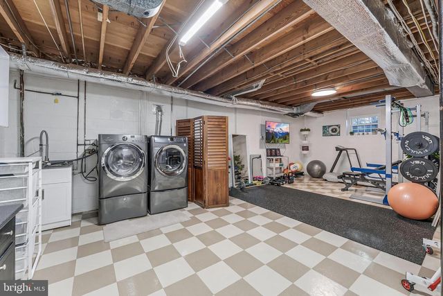 9908 CARTER RD, Bethesda, MD 20817