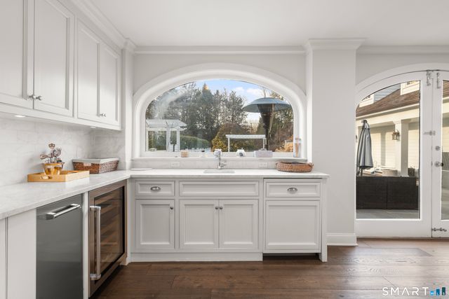 282 North Avenue, Westport, CT 06880