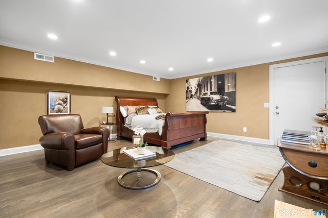 282 North Avenue, Westport, CT 06880