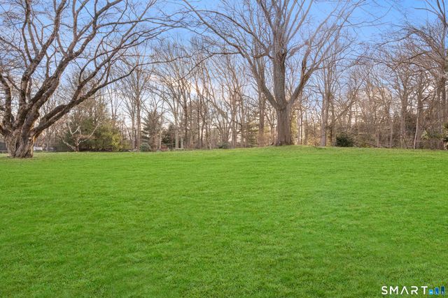 282 North Avenue, Westport, CT 06880