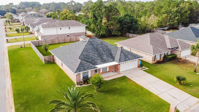 1225 Grand Ridge Cir, Gulf Breeze, FL 32563