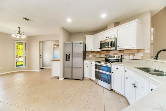 1225 Grand Ridge Cir, Gulf Breeze, FL 32563