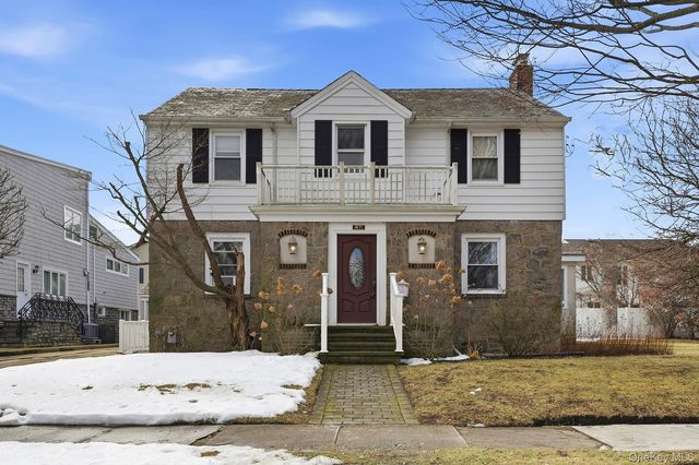 1671 Bay Boulevard, Atlantic Beach, NY 11509