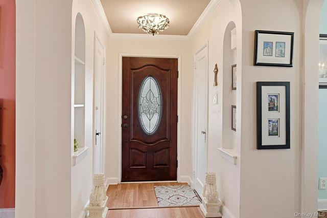 1671 Bay Boulevard, Atlantic Beach, NY 11509