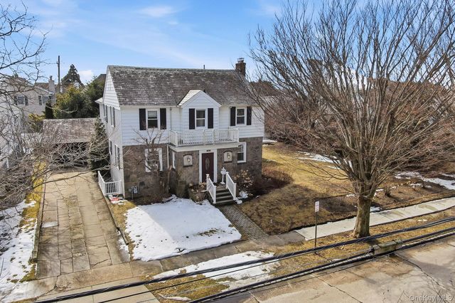 1671 Bay Boulevard, Atlantic Beach, NY 11509