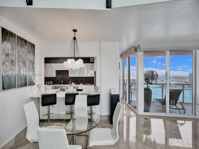 3370 Hidden Bay Dr TS2810, Aventura, FL 33180