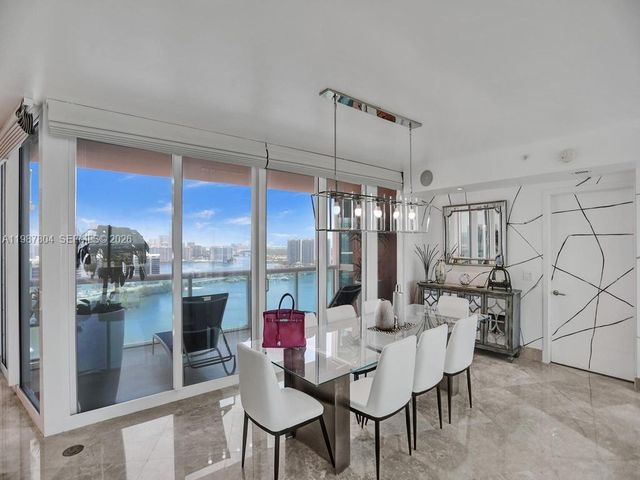 3370 Hidden Bay Dr TS2810, Aventura, FL 33180