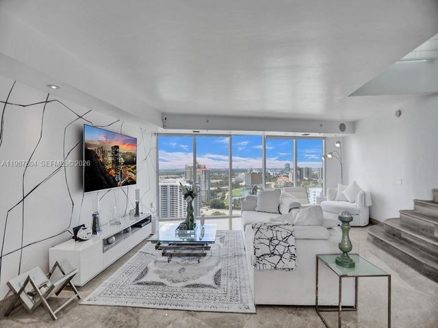 3370 Hidden Bay Dr TS2810, Aventura, FL 33180